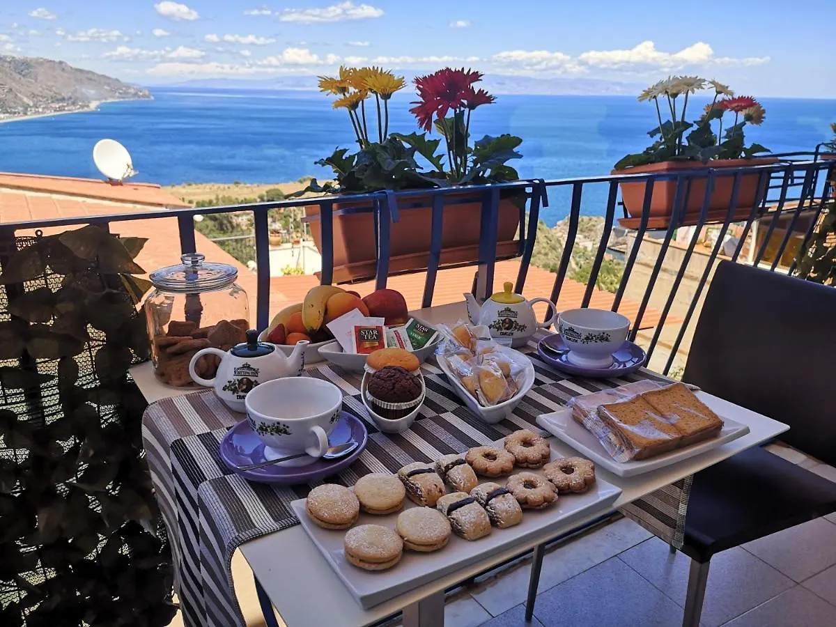 Athena Charming Rooms Taormina Alojamento de Acomodação e Pequeno-almoço
